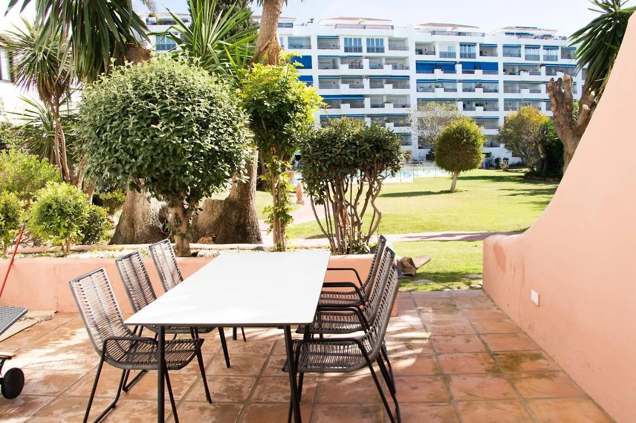 Luxurious Apartment In Puerto Banus Марбелья