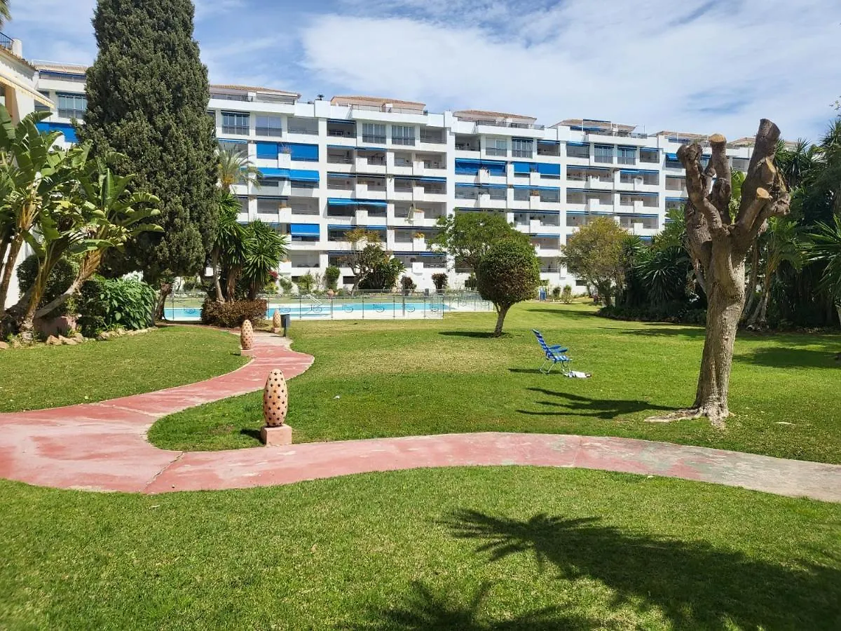 Luxurious Apartment In Puerto Banus Μαρμπέλλα