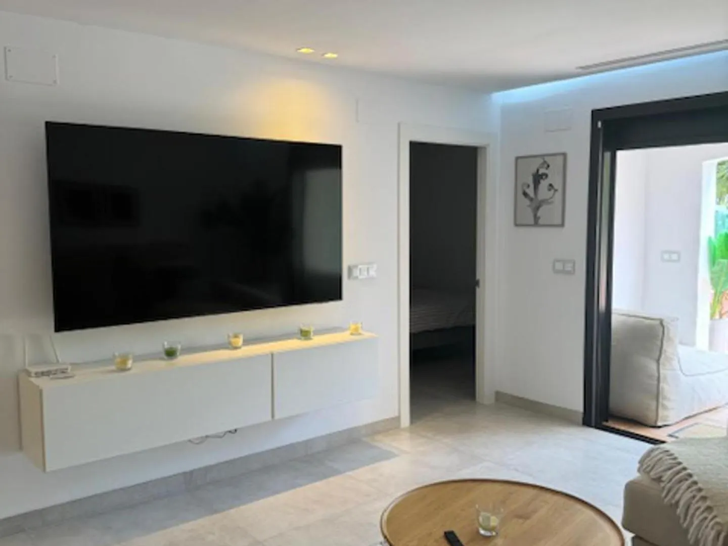 Luxurious Apartment In Puerto Banus Μαρμπέλλα